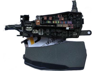 Toyota Camry Relay Block - 82740-33080