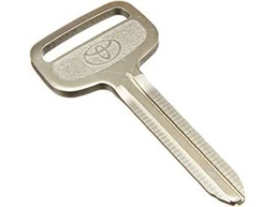 1981 Toyota Corolla Car Key - 90999-00067