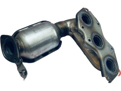 Toyota 17150-31160 Left Exhaust Manifold Assembly 17150-31160 Toyota Left Exhaust Manifold Assembly Product Photo 1 of 2