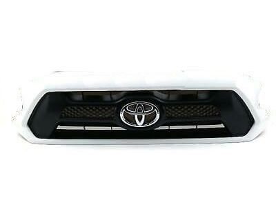 Toyota 53100-04481-A0 Radiator Grille Assembly