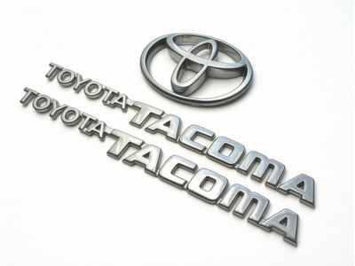 Toyota Pickup Emblem - 75311-04020
