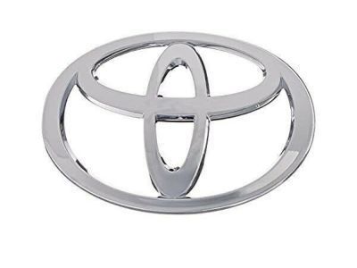 2004 Toyota Sienna Emblem - 75441-AE010