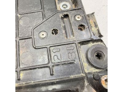 Toyota 74404-33160