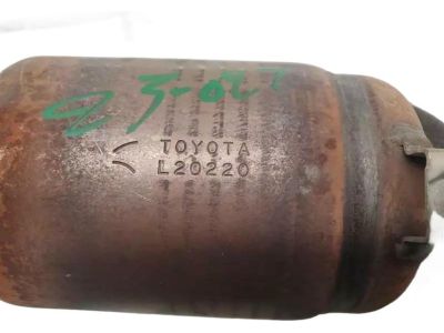 Toyota Highlander Catalytic Converter - 25052-20220