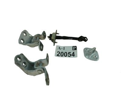 2000 Toyota Avalon Door Hinge - 68710-AC010