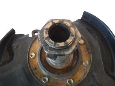 Toyota 43201-35040 Knuckle, Steering, RH