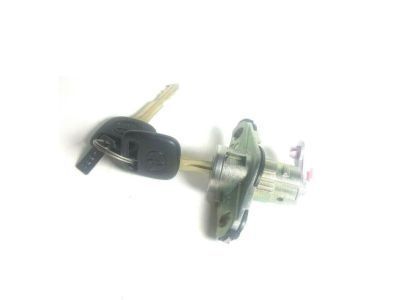 Toyota 69055-47030 Cylinder & Key Set, Luggage Compartment Lock